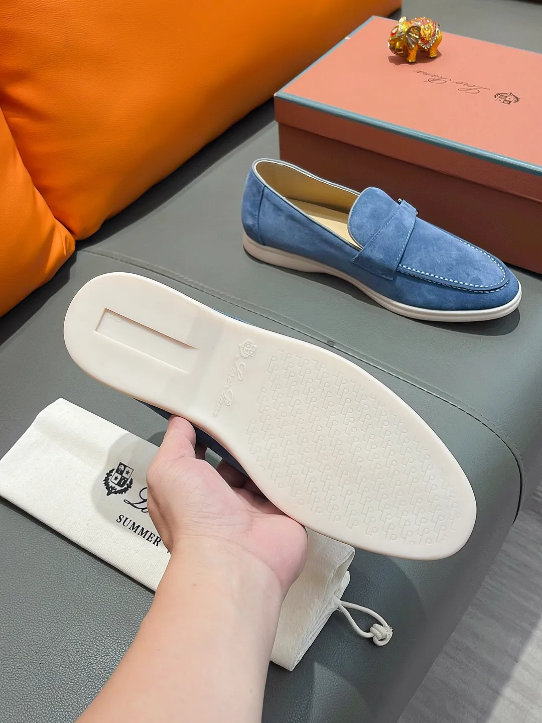 Men's shoes LORO PIANA "LP" P420 Regular size: 38-44 (casual shoes) Product materials: Selected high-mercerized suede upper, comfortable sheepskin lining; original outsole.